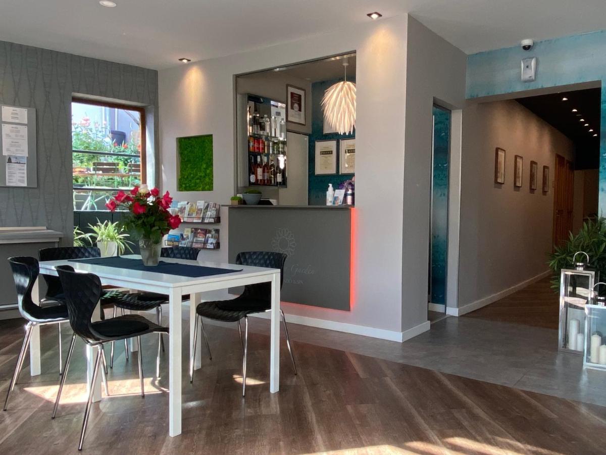 Margareta Garden Boutique Rooms Eger Bagian luar foto